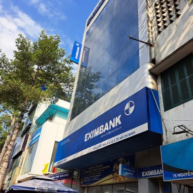 Hội sở Ngân hàng Eximbank TP.HCM: Tiếp tay- thông đồng- Chi cục THADS H. Củ Chi- Cướp 3.083,7m2 đất-2016. Gđ Lê Thành Vương Nam Chui trốn.