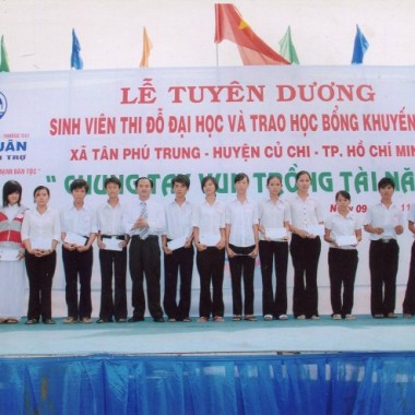 Muốn đạt được phải khổ công