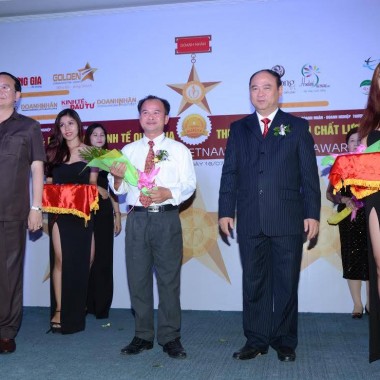 Thông Báo, Thứ Hai, Ngày 24/10/2016. Kính Gửi; Tổng Giám Đốc Ngân hàng TMCP Xuất Nhập Khẩu VN EXIMBANK